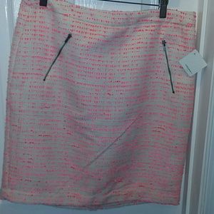 Halogen skirt